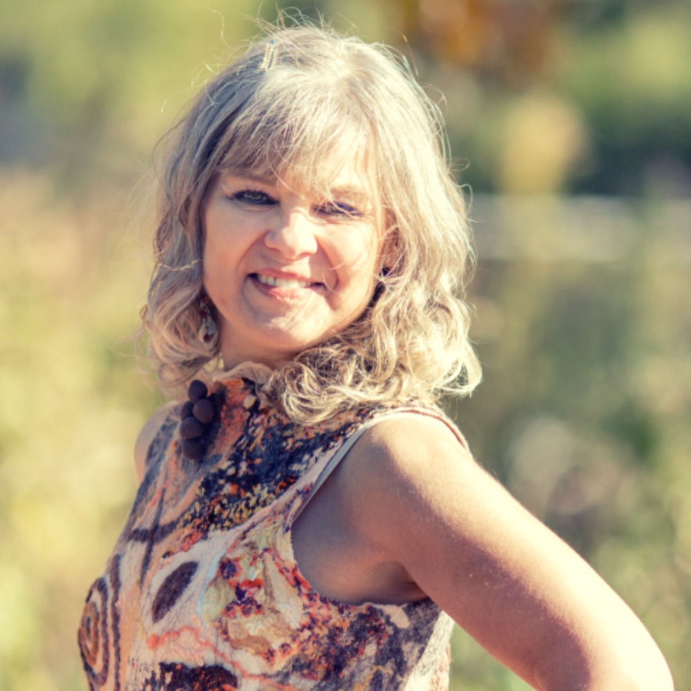 Meet your Posher, Corina